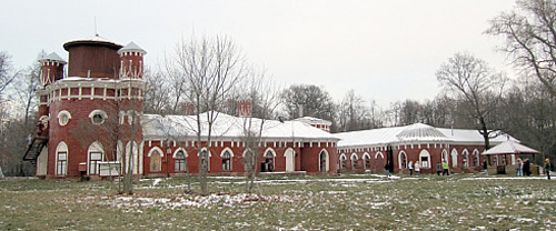 Конный двор в Марьинке